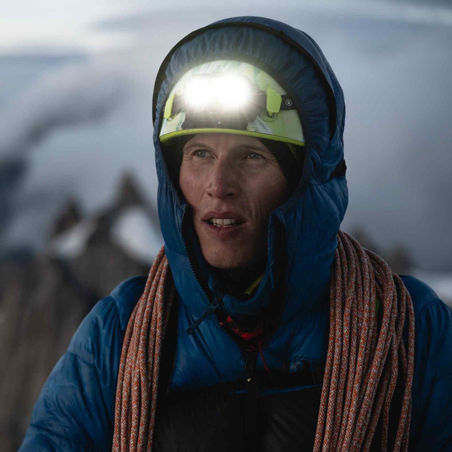HF8R Signature Headlamp