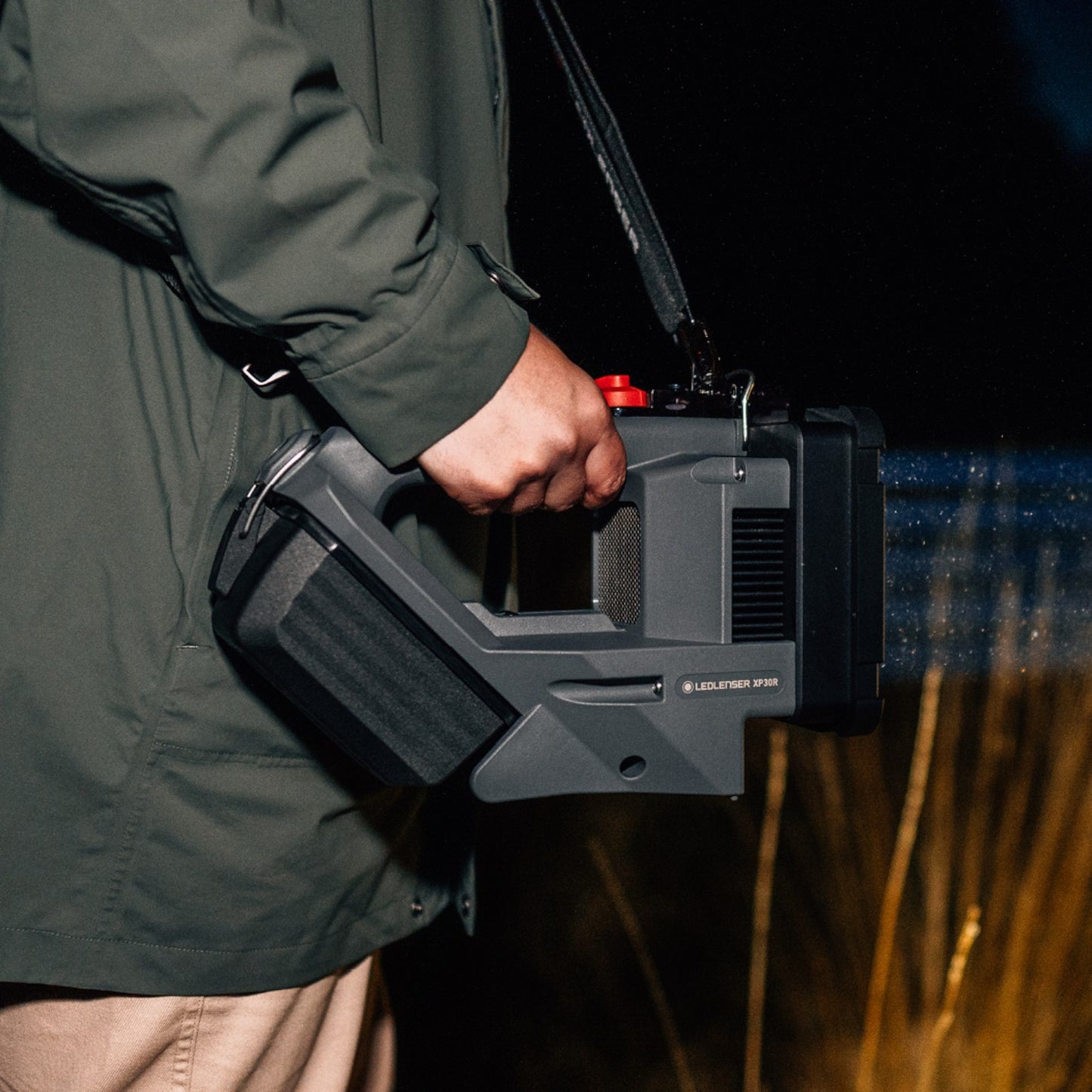 XP30R Searchlight